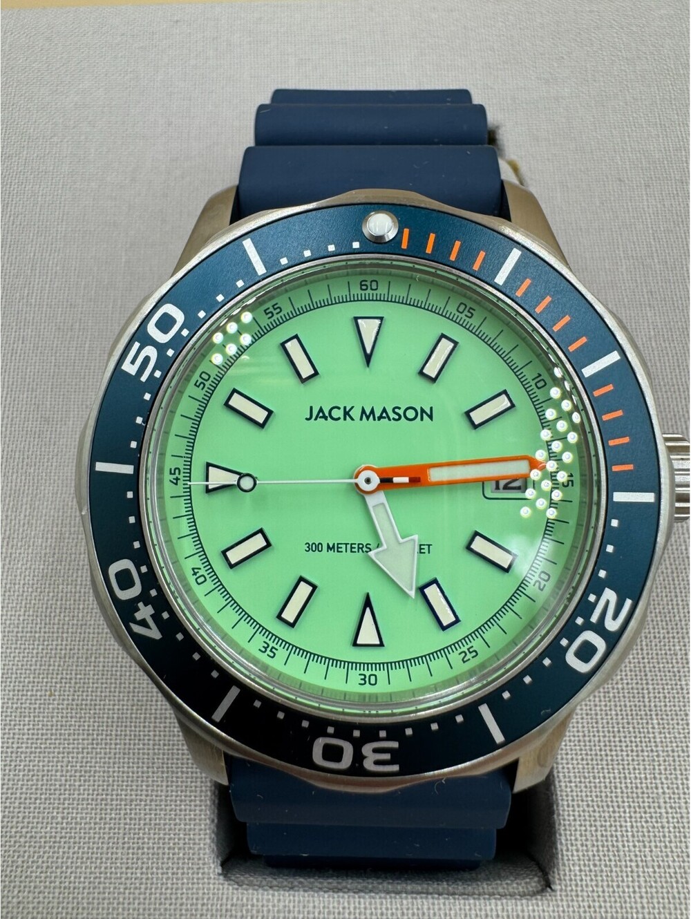 Jack Mason Jm D111-001 Quartz Diver Watch Brand New with tags Rare Dial Color NM